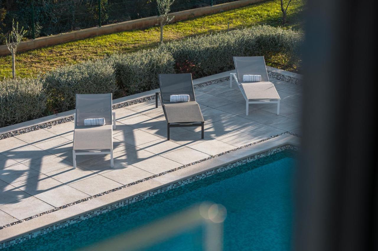 Martincic Residence - 5 Stars Luxury With Pool Heating On 4000M2 Rakalj Luaran gambar