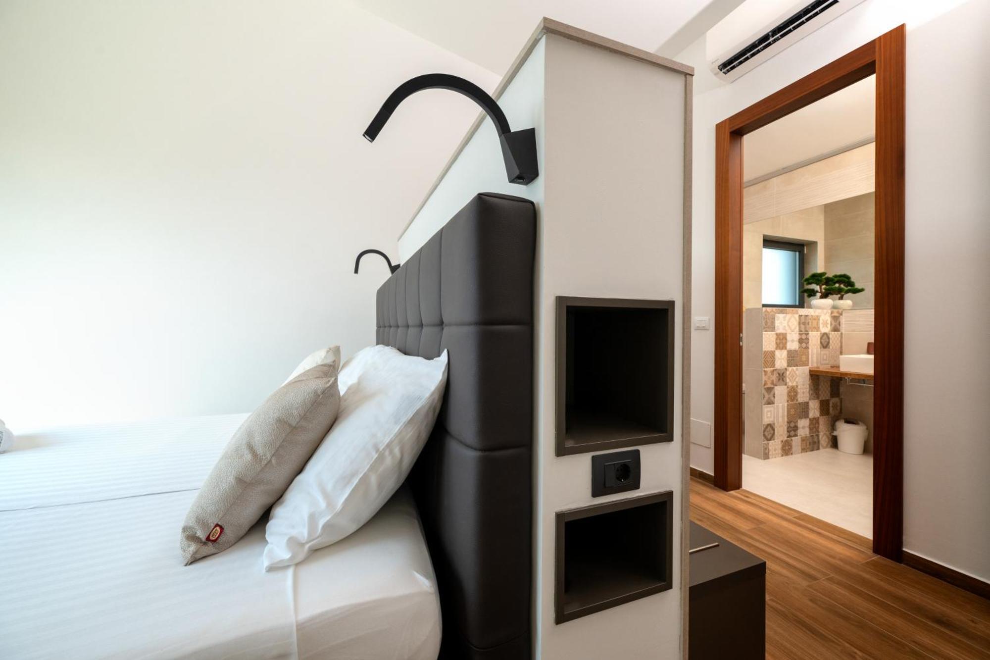 Martincic Residence - 5 Stars Luxury With Pool Heating On 4000M2 Rakalj Luaran gambar